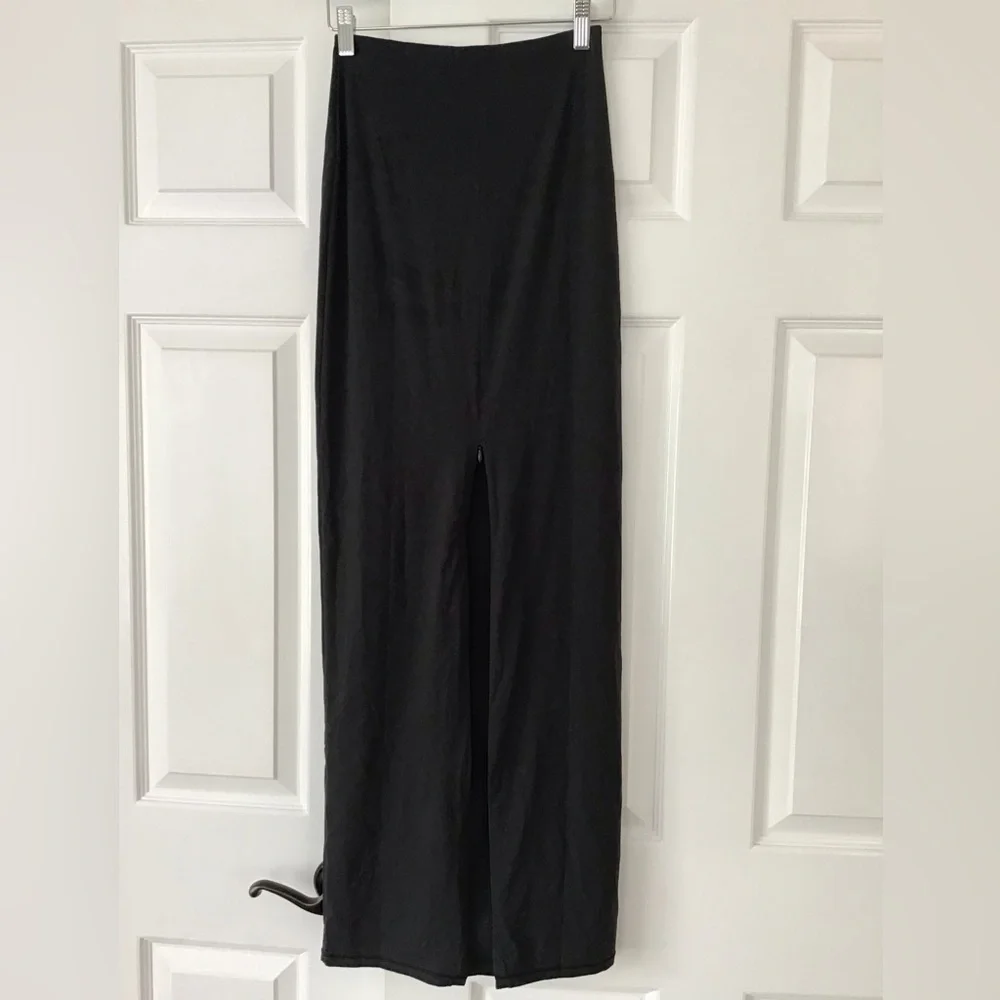 SKIMS Fits Everybody Long Skirt | Onyx | Size S - Picture 8 of 9